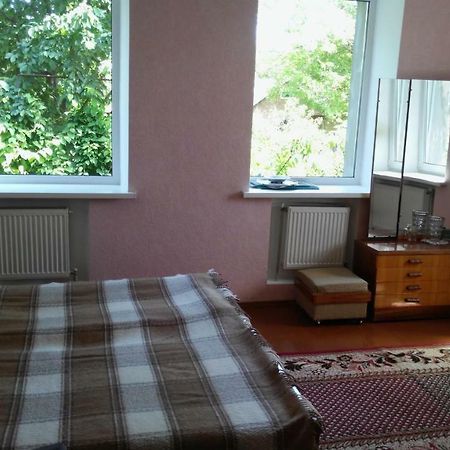 Separate Room Homestay In A Private House, Facilities Shared With Owner Berdychiv Bagian luar foto