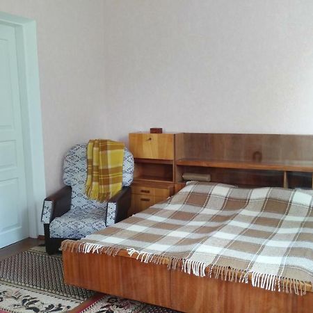 Separate Room Homestay In A Private House, Facilities Shared With Owner Berdychiv Bagian luar foto