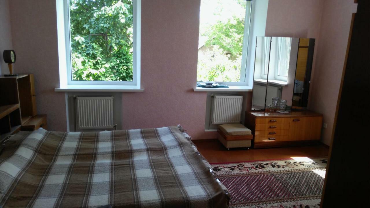 Separate Room Homestay In A Private House, Facilities Shared With Owner Berdychiv Bagian luar foto